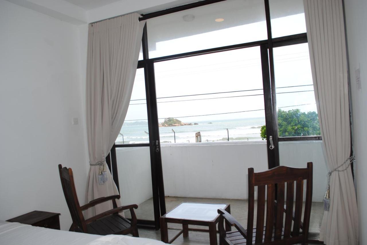 Kaori Cafe And Villa Weligama Exterior foto
